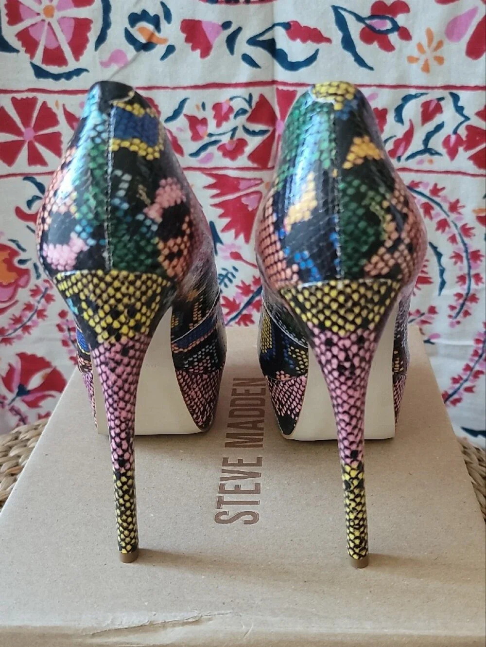 Steve Madden Deanna Multi Snake-Print Platform with Matching Bag
